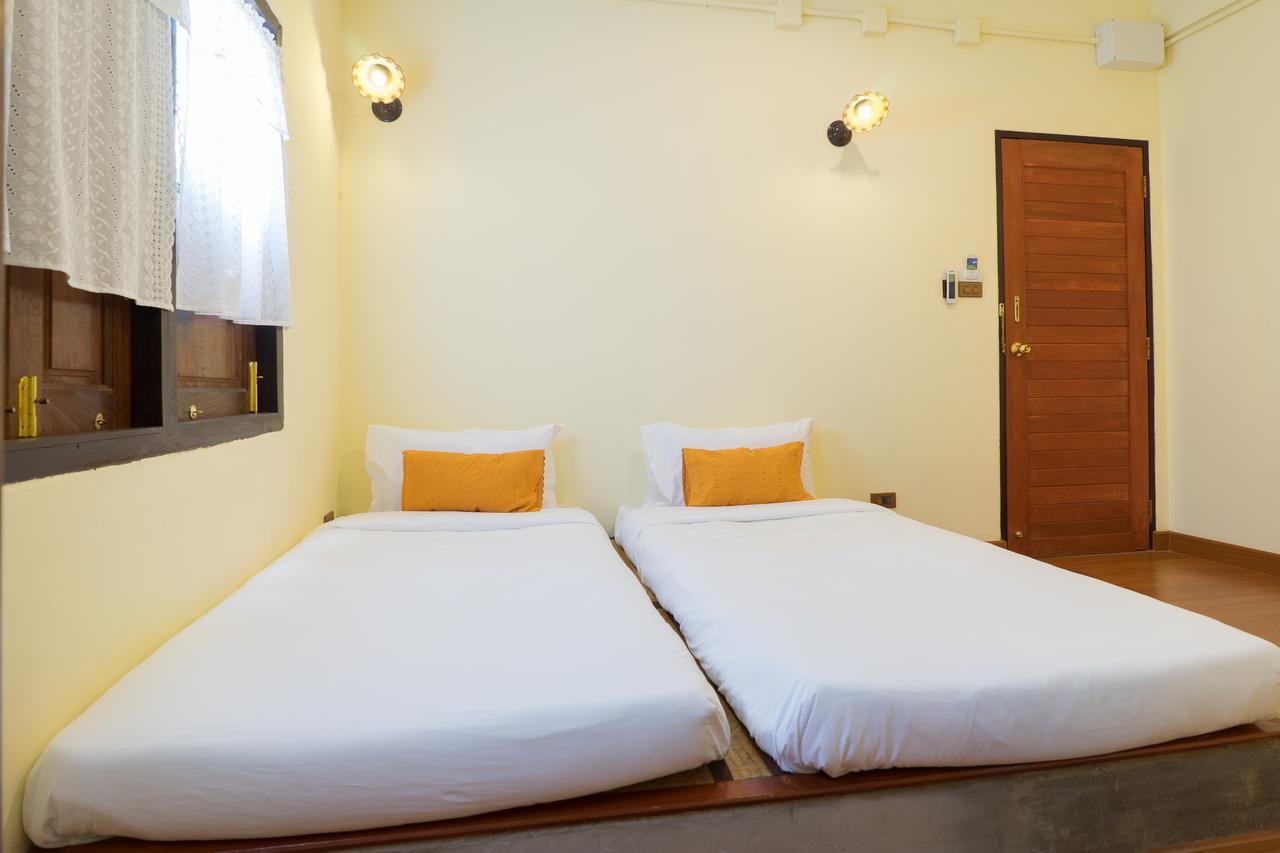 Manon Sleepeatdrink Bed and Breakfast Chiang Mai Eksteriør billede
