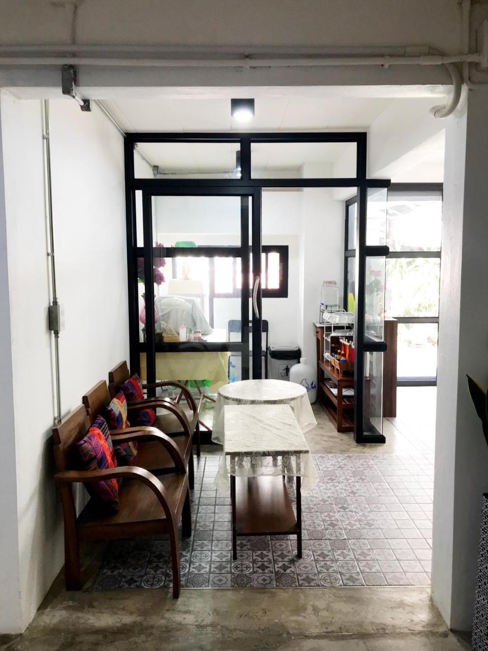 Manon Sleepeatdrink Bed and Breakfast Chiang Mai Eksteriør billede